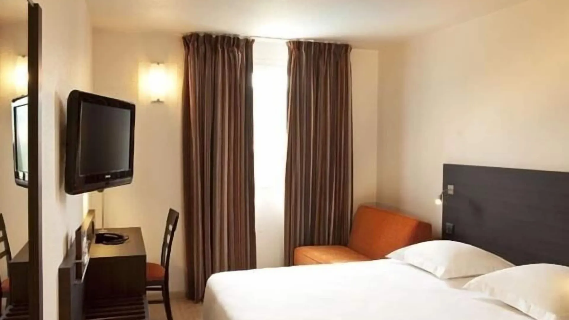Escale Oceania Aix-En-Provence Hotell