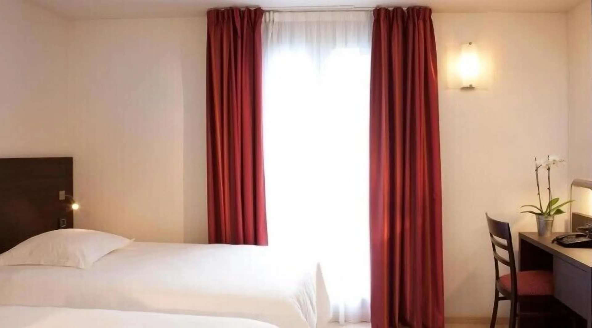 ***  Escale Oceania Aix-En-Provence Hotell Frankrike