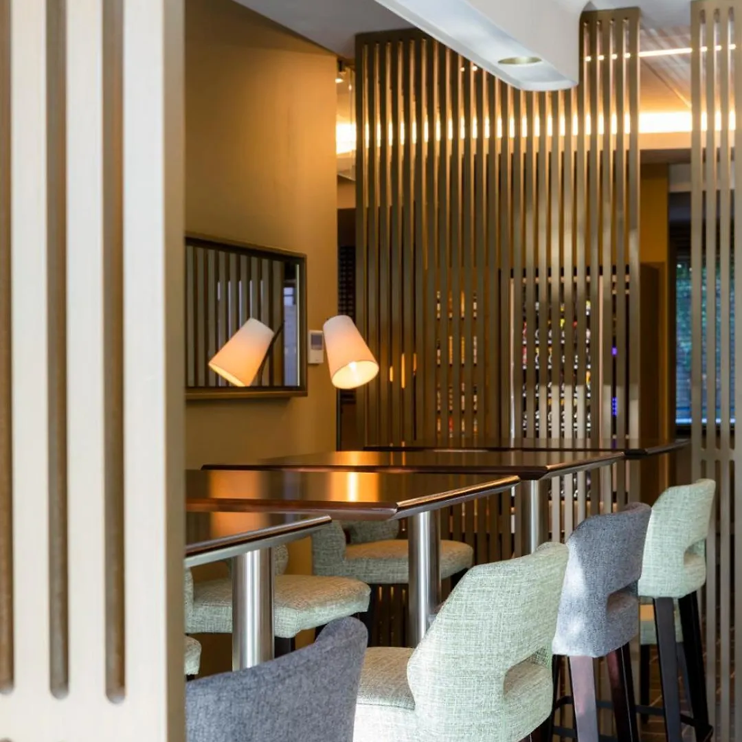 Escale Oceania Aix-En-Provence Hotell