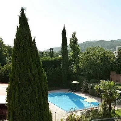 Escale Oceania Aix-En-Provence Hotel