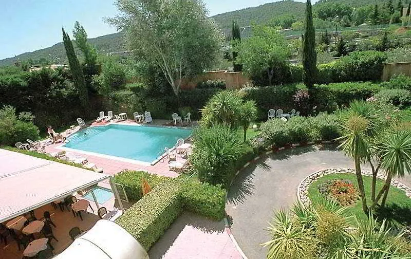 Escale Oceania Aix-En-Provence Hotel