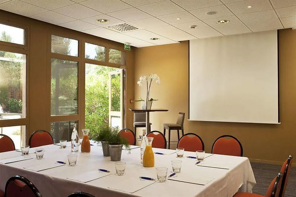 Escale Oceania Aix-En-Provence Hotel